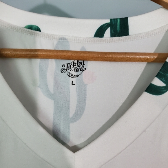 Fun Cactus Dress 🌵 - Picture 3 of 3